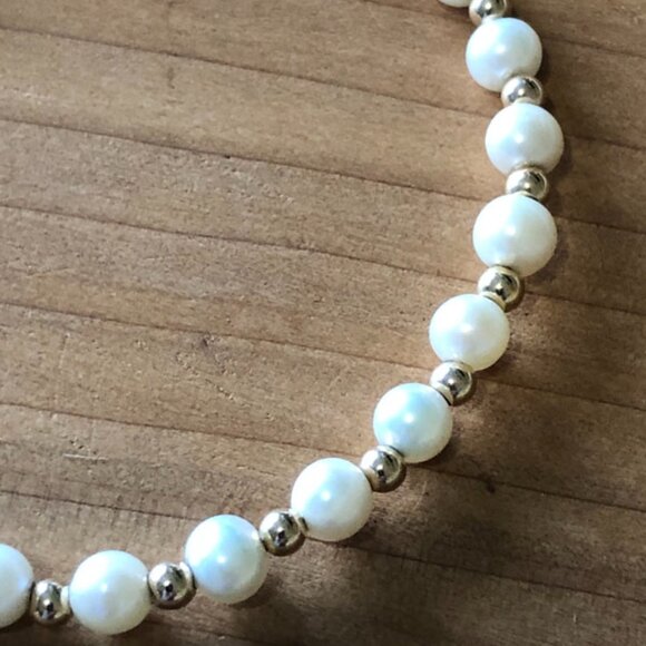 14k Gold Bead & Pearl Beaded Bracelet - Picture 3 of 3